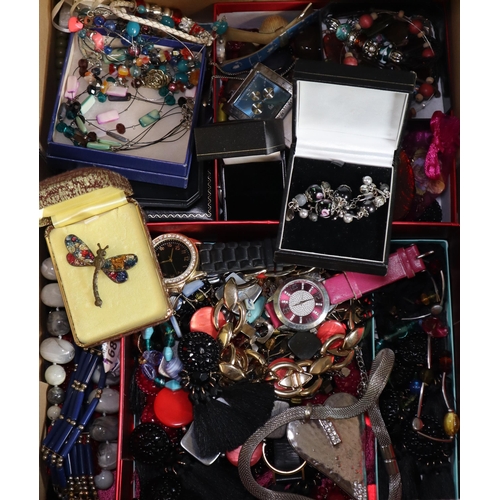 207 - Collection of various jewellery to include: dress watches, necklaces, earrings, bracelets, pendants ... 