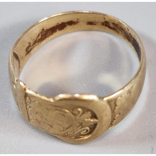 229 - 9ct gold buckle ring. 3.5g approx. Size R. (B.P. 21% + VAT)