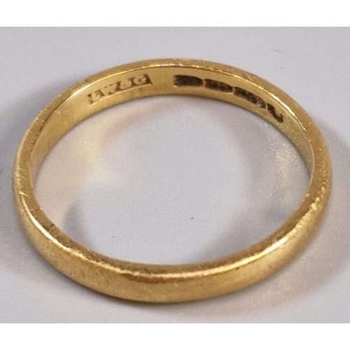 234 - 22ct gold wedding band. 3.6g approx. Size P. (B.P. 21% + VAT)