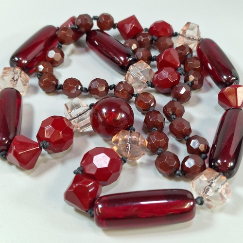 288 - Art Deco design cherry Bakelite and glass necklace. (B.P. 21% + VAT)