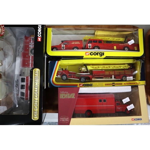 412 - Collection of Corgi diecast model vehicles of Fire Engines: Corgi Major Collection Heritage etc. to ... 