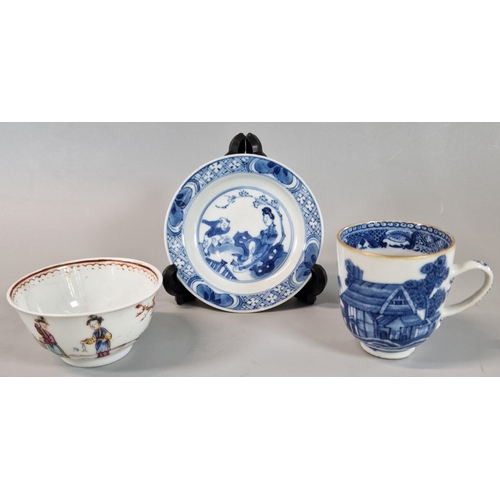 52A - Three small items of 18th century Chinese Export porcelain to include: blue and white saucer, blue a... 