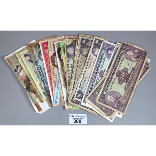 300 - A bundle of assorted South American bank notes, manly Venezuela, together with a few others includin... 