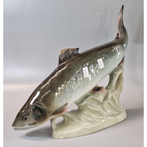 17 - Royal Dux porcelain study of a salmon. 38cm long approx. (B.P. 21% + VAT)