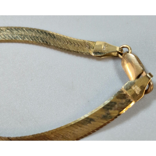 295 - 9ct gold herringbone necklace. 6.9g approx. 44cm long approx. (B.P. 21% + VAT)