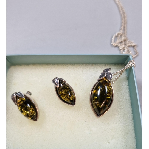 296 - 9ct gold necklace with smokey quartz pendant. 3.9g approx. Together with some silver jewellery: neck... 