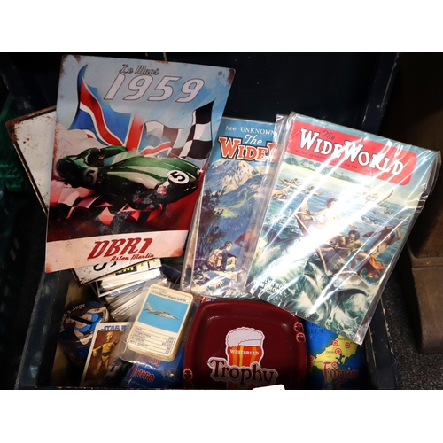 358 - Wooden box comprising: Wide World vintage magazines, beer mats, vintage gaming cards, metal signs et... 