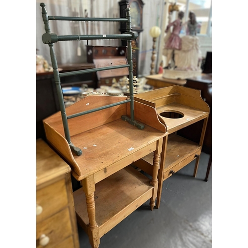 488 - Two similar Victorian pine wash stands with under-tiers, one having single drawer, together with a p... 