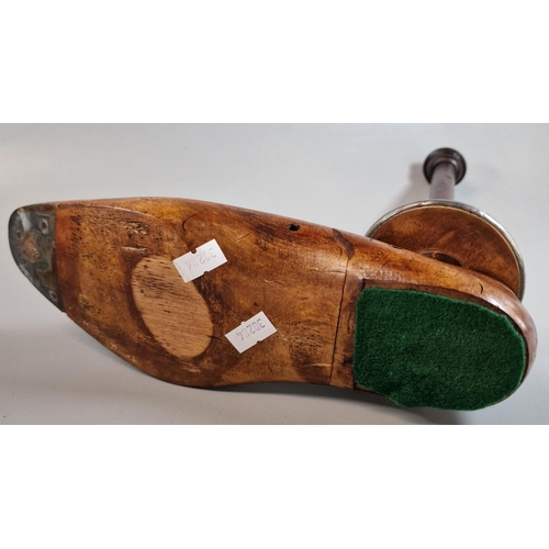 145 - Wooden shoe last novelty kitchen roll holder. (B.P. 21% + VAT)