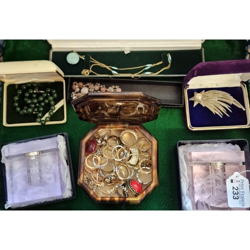 233 - Collection of vintage and other jewellery to include: Swiss  guilloche enamel pendant watch, silver ... 