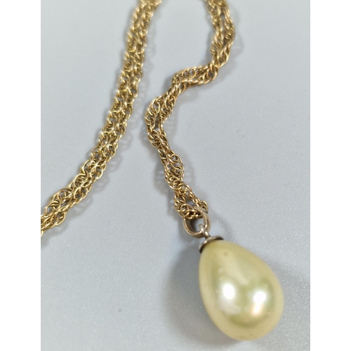 278 - 9ct gold rope twist chain with pear shaped pendant. Total weight 6.4g approx. (B.P. 21% + VAT)