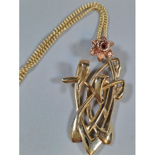 292 - 9ct Clogau gold daffodil pendant on 9ct fine link chain in Clogau box. 7g approx. (B.P. 21% + VAT)