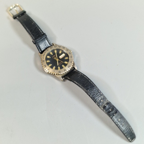 341 - Breitling automatic twenty one jewels water resistant diver's type wristwatch, with black face, havi... 