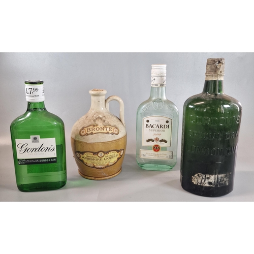 362 - 35cl bottle Gordon's London Dry Gin, 37.5% vol., 35cl bottle Bacardi Superior White Rum, 37.5% vol.,... 