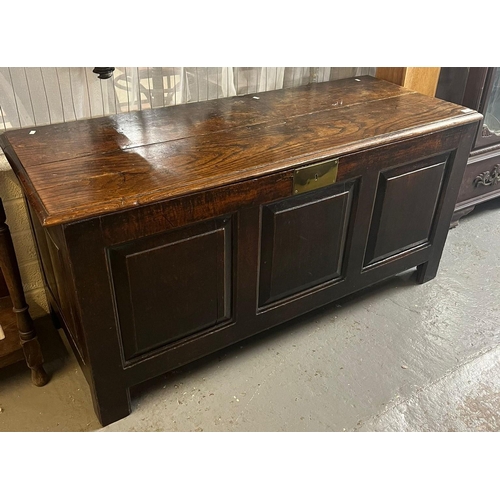 413 - 18th century oak coffer/chest with moulded edge, hinged top over three raised and filed square panel... 