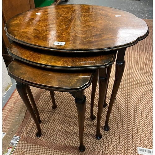 477 - Nest of three mid century oval occasional tables on cabriole legs. The widest 60cm approx. (B.P. 21%... 