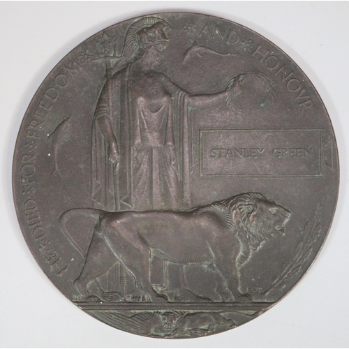 185 - WWI bronze Death Penny/Plaque, for Stanley Green.  (B.P. 21% + VAT)