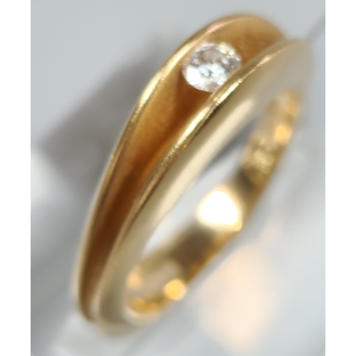 215 - 18ct rose gold Finch Trap diamond ring in fitted box. 9.5g approx. Size L1/2. (B.P. 21% + VAT)