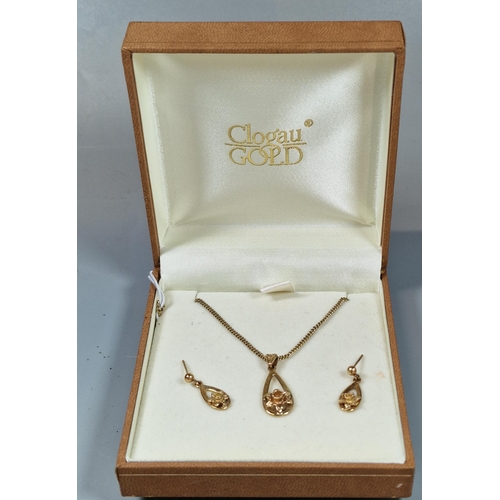 238 - 9ct Clogau gold daffodil pendant and earrings.  6.5g approx. (B.P. 21% + VAT)