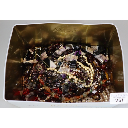 261 - Metal tub of assorted jewellery to mainly include: Bakelite and other beaded necklaces, faux pearl n... 