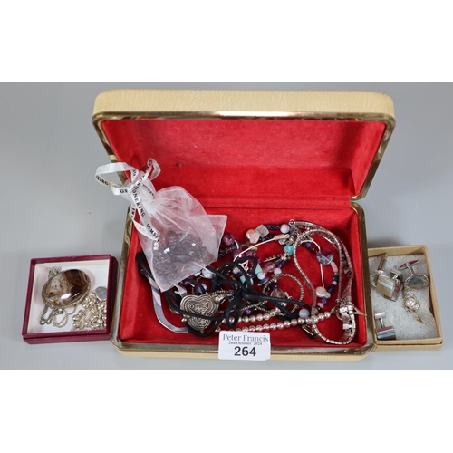 264 - Box of jewellery to include: framed agate brooch and chain, choker necklace, beaded necklaces, silve... 