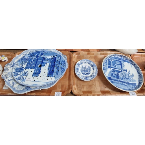 332 - Early 19th century Spode blue and white transfer printed drainer dish, of oval form in the 'Antique ... 