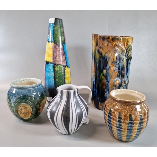 7 - Mixed group of Art Pottery to include: cylinder vase in the form of a stylised tree stump, abstract ... 