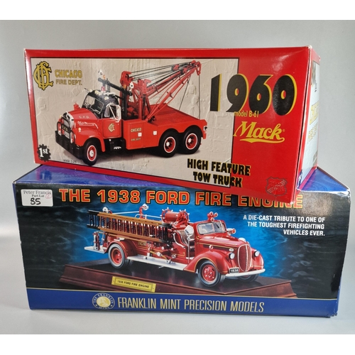 85 - Franklin Mint Precision Models 1:32 scale the 1938 For Fire Engine. In original box. Together with T... 