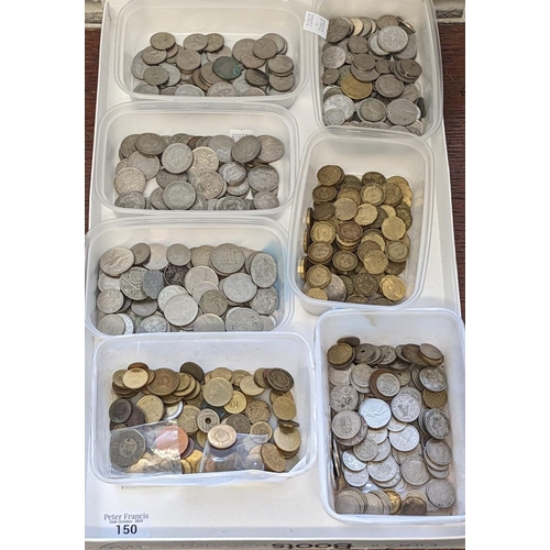 150 - A collection of mainly GB and some foreign coinage to include: two shillings, five pence, one shilli... 