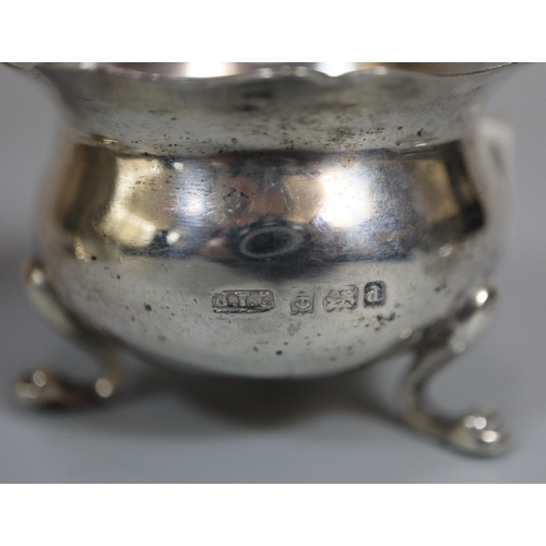 174 - Bag of silver to include: egg cup and three baluster salts on ball and paw feet. 2.6 troy oz approx.... 