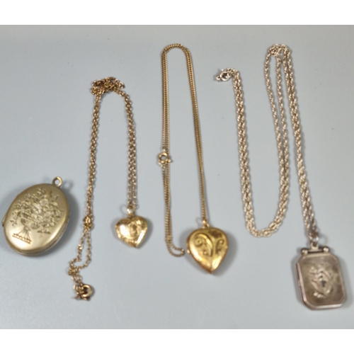 207 - Small collection of jewellery to include: silver locket and chain, 9ct gold heart locket and chain, ... 