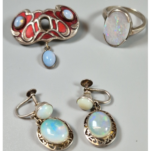 213 - A collection of jewellery to include: opal dress ring and earrings and an Art Nouveau style brooch. ... 