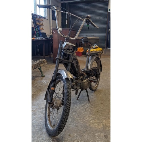 468 - An unusual Kreidler, late 1970's, 50cc moped with step through frame, telescopic front suspension, r... 