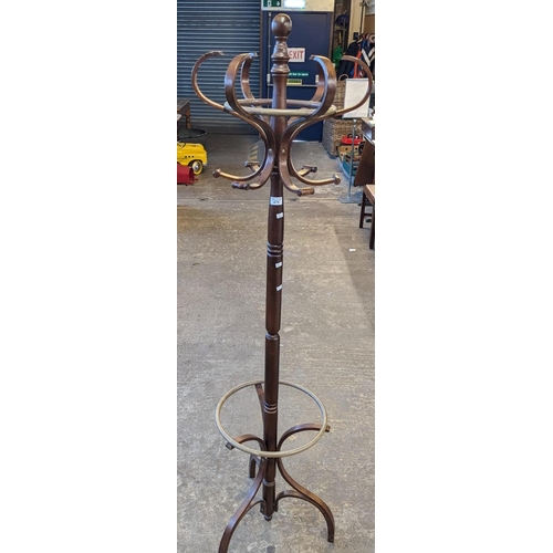 479 - Modern bentwood hat and coat rack. (B.P. 21% + VAT)