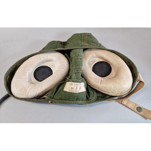 315 - RAF Type G flying helmet inner. Size 3. Dated 1971. With wired loom, receivers and NATO plug. (B.P. ... 