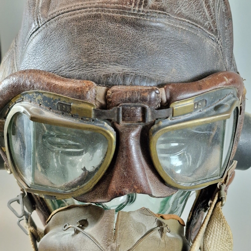 7 - Leather flying helmet in classic British style with British design Aviator Pilot's goggles. (Mannequ... 