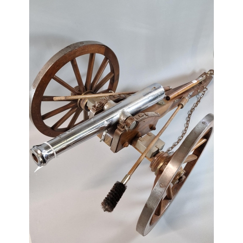 75 - Large scale model of a 19th century cannon/field gun, complete with ramrods and mops, steel rimmed s... 