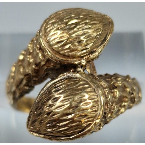 188 - 9ct gold double-headed snake ring. 6.8g approx. Ring size M. (B.P. 21% + VAT)