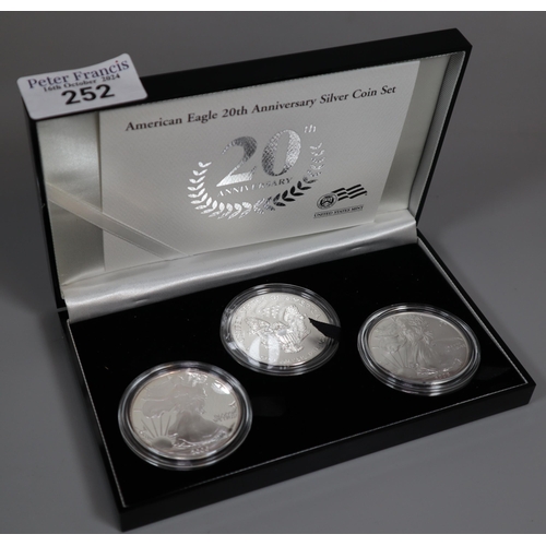 252 - United States Mint, American Eagle 20th century silver coin set in original box. (B.P. 21% + VAT)