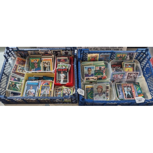 357 - Two trays comprising original USA baseball trading cards. (2) (B.P. 21% + VAT)