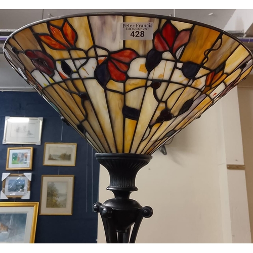 428 - A modern Tiffany style uplighter / standard lamp. (B.P. 21% + VAT)