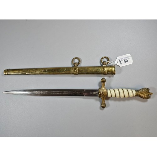 90 - German WWII period Kriegsmarine Officer's dagger with lightning bolt scabbard, the blade marked 'Eic... 