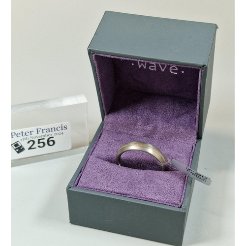 256 - Titanium modernist design ring. 5g approx. Size Y1/2. (B.P. 21% + VAT)