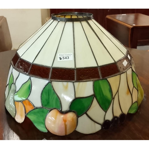 543 - Reproduction Tiffany style light shade.  (B.P. 21% + VAT)