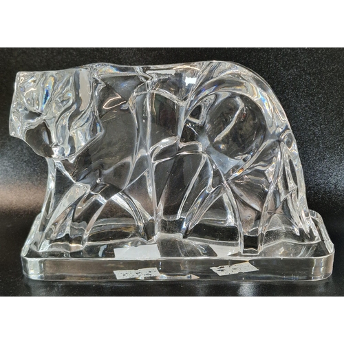 9 - Art Deco glass tiger, probably designed by Georges Chevalier, for Baccarat (unmarked). 15cm long, 11... 