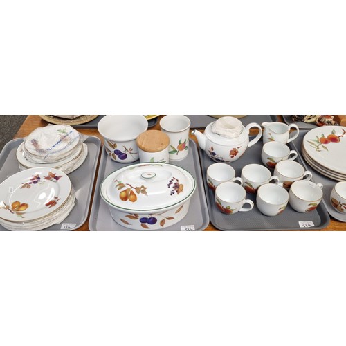 334 - Five trays of Royal Worcester 'Evesham' oven to table ware items to include: cups, saucers, lidded t... 