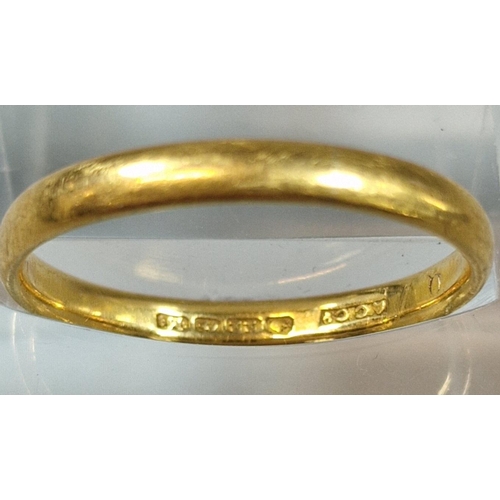 192 - 22ct gold wedding band. 3.5g approx. Size S1/2. (B.P. 21% + VAT)