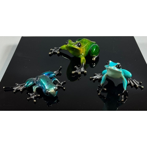 48 - Tim 'The Frogman' Cotterill, three cast bronze frogs, to include: 'Aurora', with COA, limited editio... 