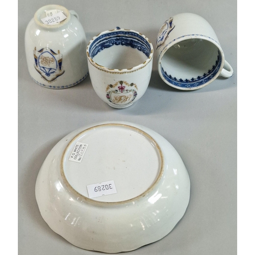 72 - Group of four items of 18th century Chinese Export blue and white porcelain to include: cup and sing... 