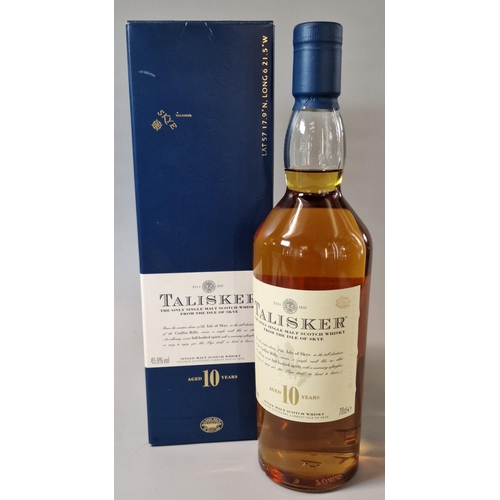 92 - Bottle of Talisker single malt Scotch Whisky from the Isle of Skye, age 10 years. In original box. 7... 